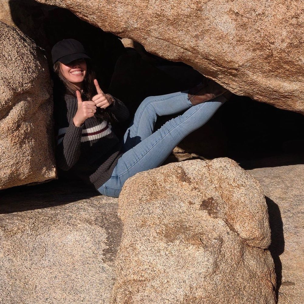 Meet your Posher, Alexis